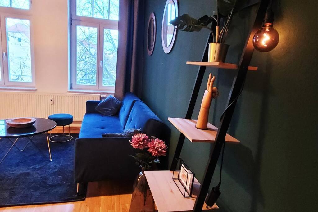 Design Altbauwohnung Mit Balkon Und Parkplatz Leipzig Exterior foto