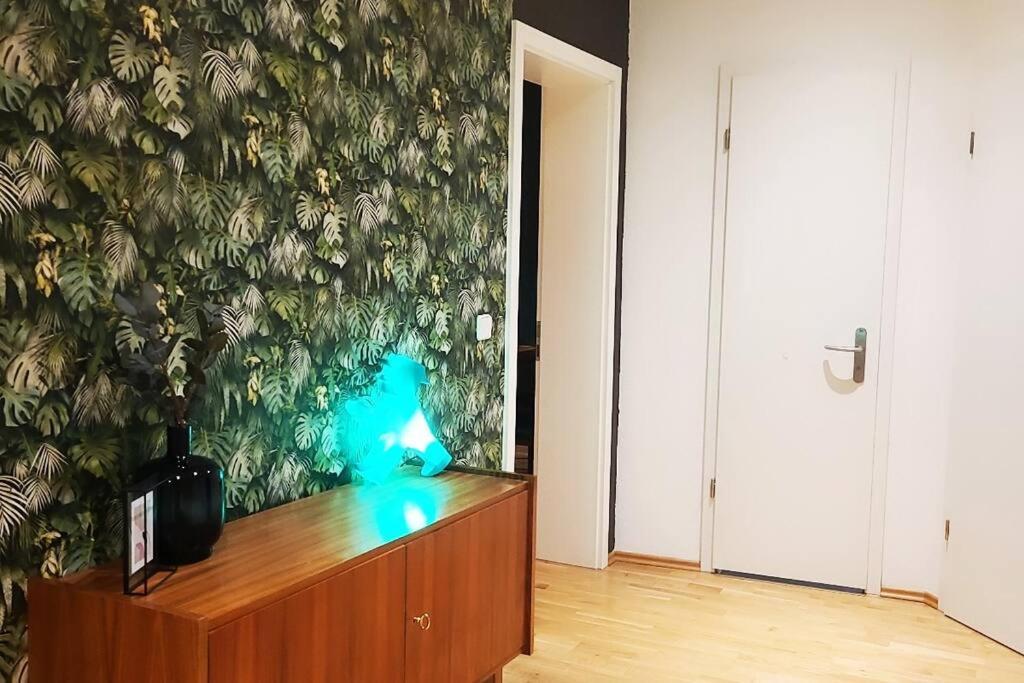 Design Altbauwohnung Mit Balkon Und Parkplatz Leipzig Exterior foto